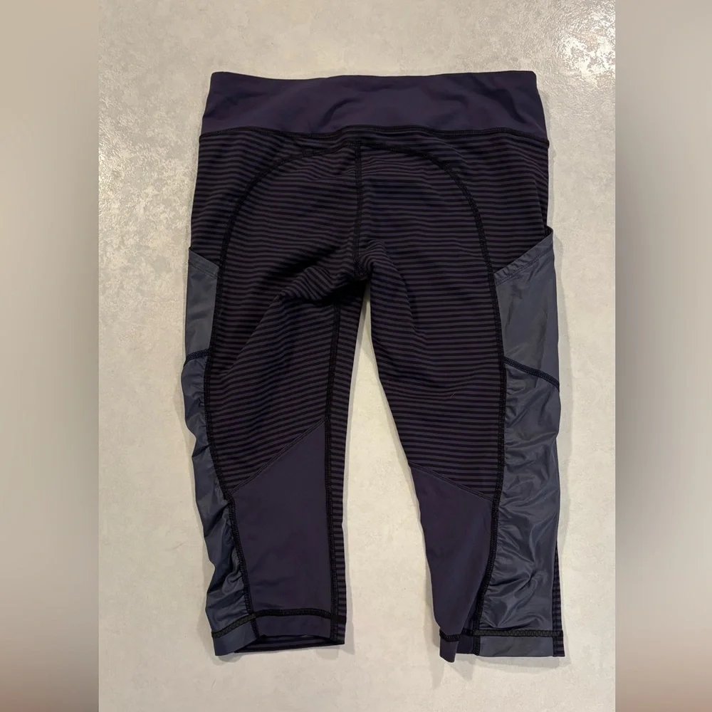 lululemon athletica Striped Gray Leggings - Picture 7 of 8